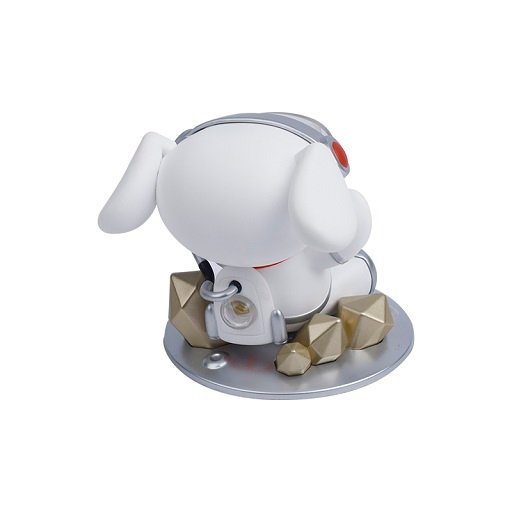3 Mitu Astronaut Figurine